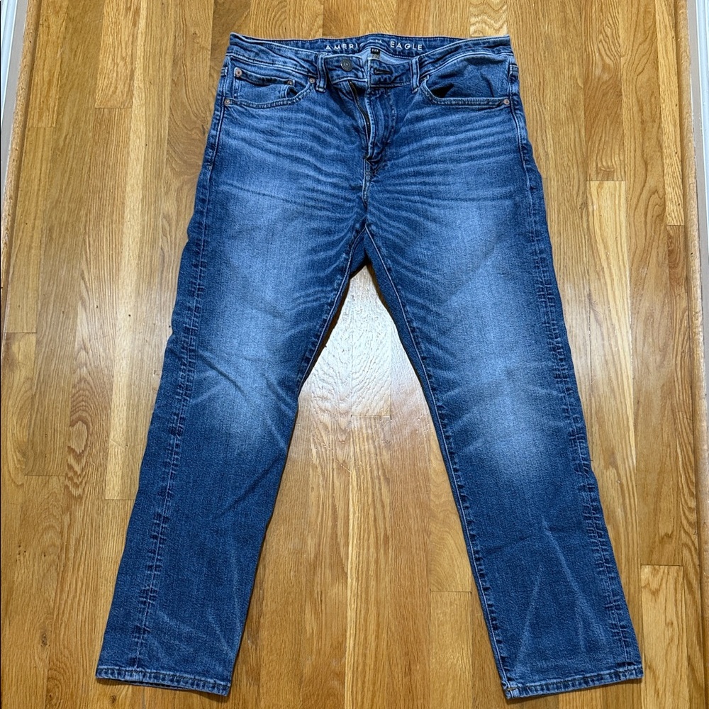 American Eagle Outfitters Men's Classic Blue Jeans